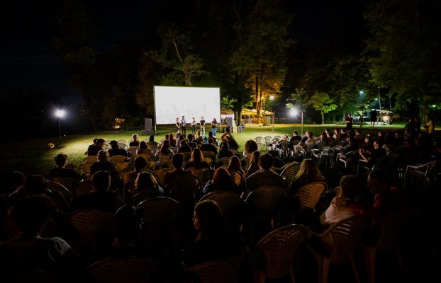 Filmske noći u Karlovcu: tri velike filmske priče koje ćete gledati besplatno na Four River Film Festivalu